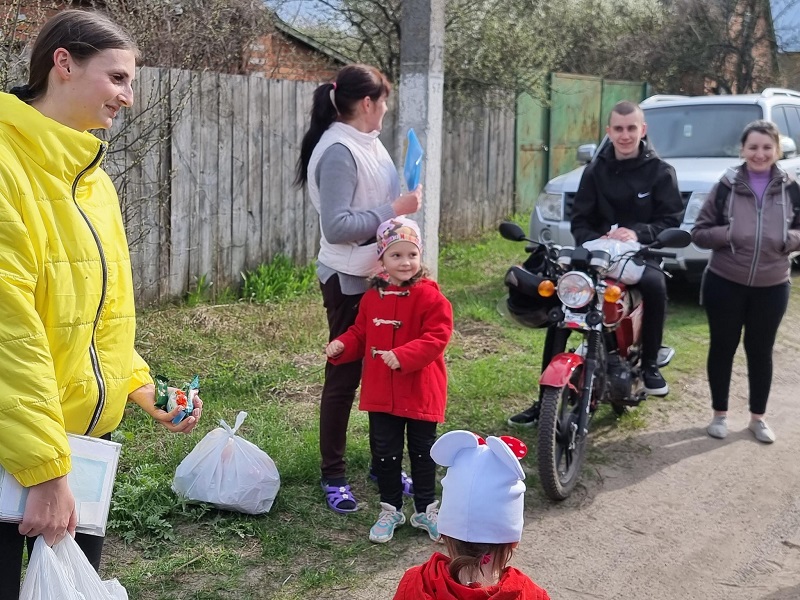 Civilian Humanitarian Aid Delivery to Pervukhynka